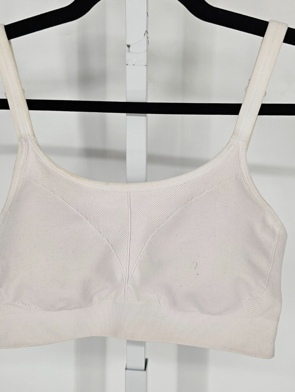 Soma Womens Sz M Sport Seamless Ballet Back Sports Bra White